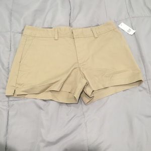 gap shorts